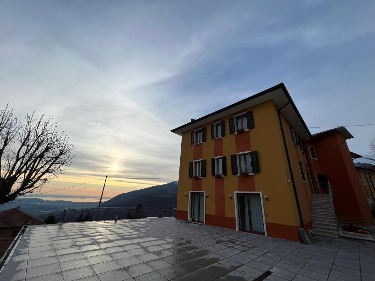 Hotel Belvedere Spiazzi Di Caprino Εξωτερικό φωτογραφία